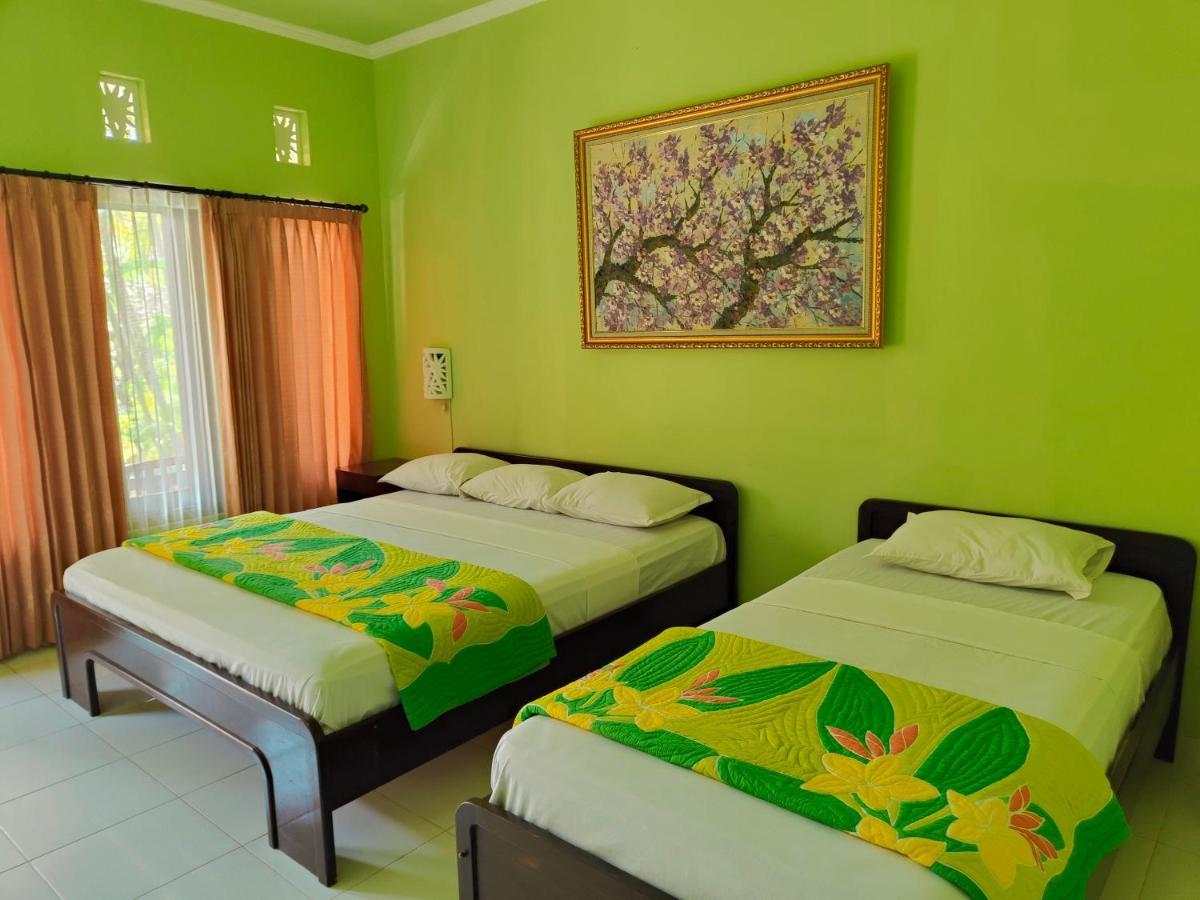 Berlian Inn Kuta Beach Екстер'єр фото