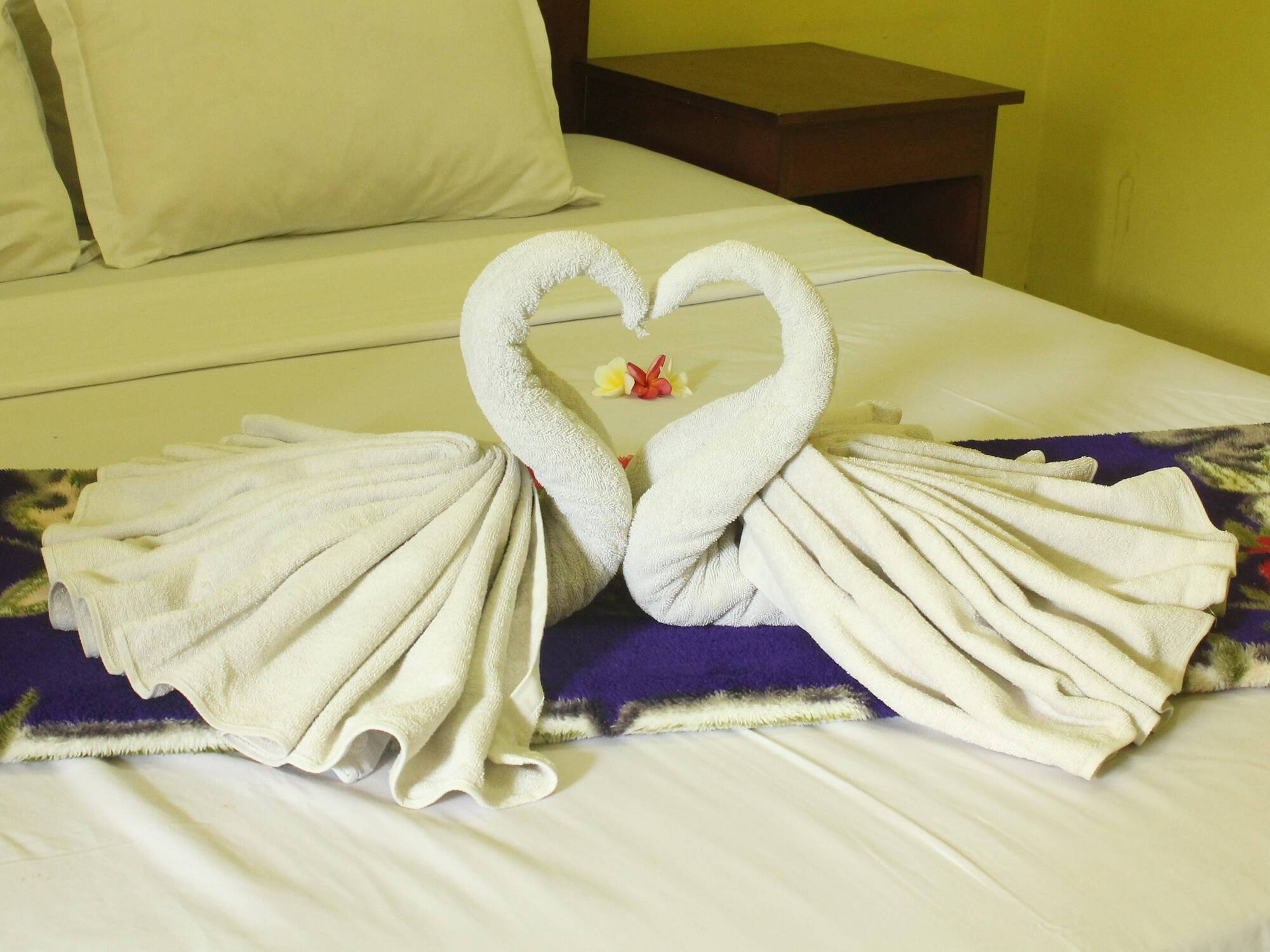 Berlian Inn Kuta Beach Екстер'єр фото